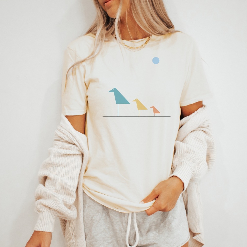 Three Geometric Birds Standing in a Row Tee